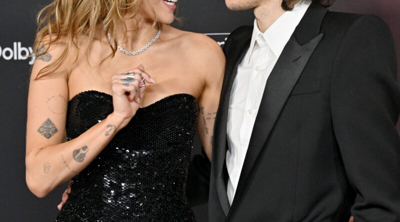 Miley Cyrus Engaged to Maxx Morando