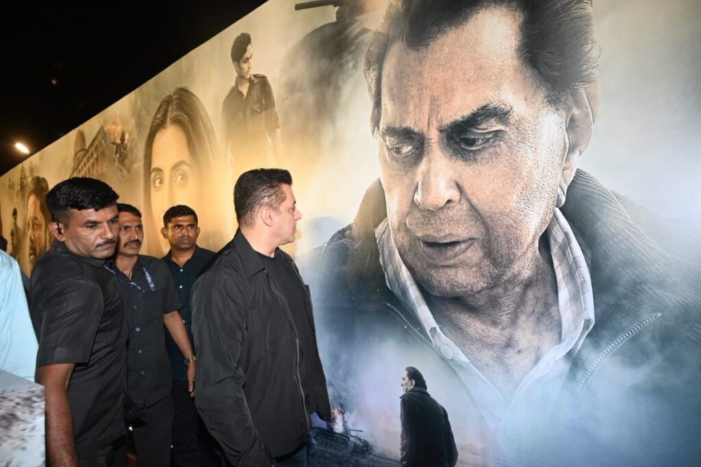Salman Khan Ikkis Screening