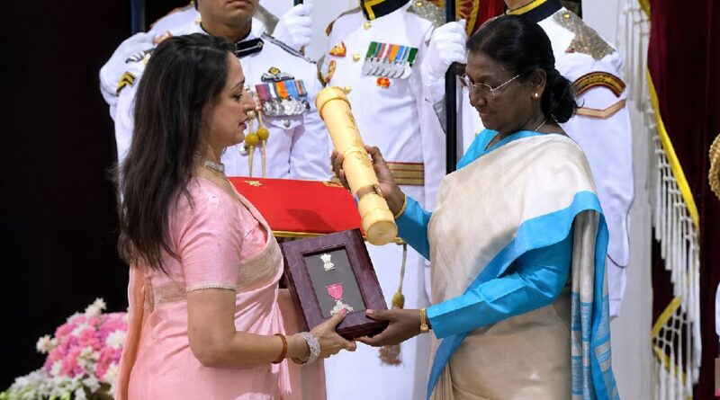Hema Malini and Ahana Deol at the Padma Ceremony
