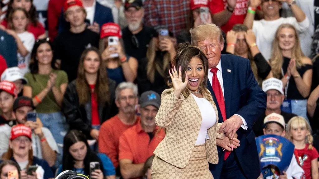 Nicki Minaj Joins Donald Trump At Michigan Rally
